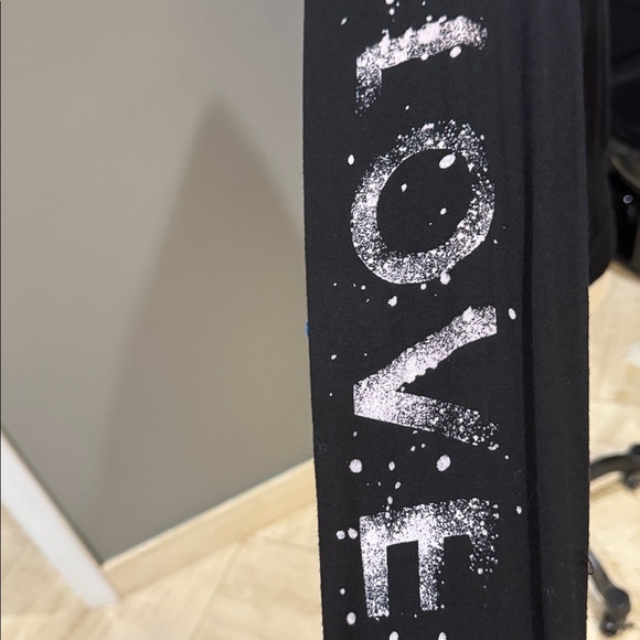 Black Heart Print Women's Tunic Top - Picture 3 of 6